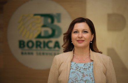 Стоилка Арсова, директор „Национална картова и платежна схема“ пред Investor.bg за новата услуга „blink дарения по мобилен номер“ 